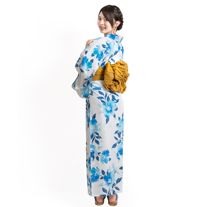 ファイターズガール 着用イメージ 振り向き