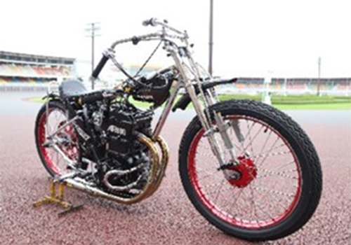 オートレース競走車の展示