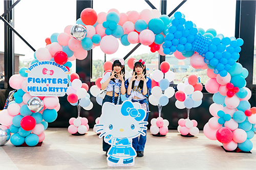 ファイターズ、キティちゃんのコラボ02