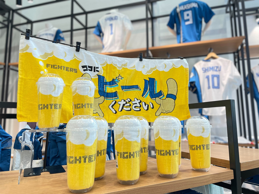 FIGHTERSビール フェイスタオル