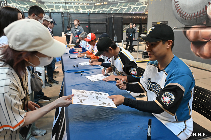 レジェンドサイン会