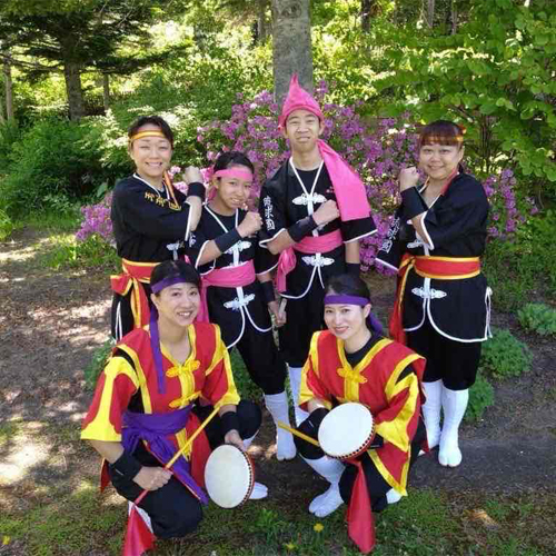 沖縄伝統芸能エイサーをベースにダイナミックな演舞が魅力の琉球國祭り太鼓の皆様