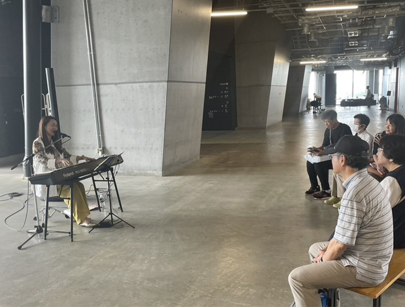 ストリートパフォーマンスエリア01