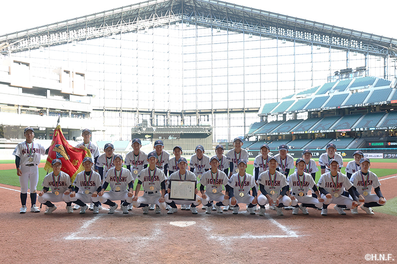 札幌東リトルシニア優勝集合写真
