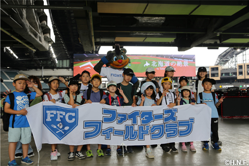 記念撮影・場内散策02