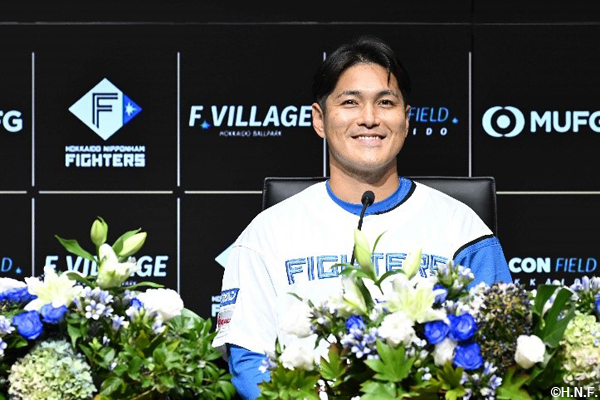 鍵谷投手引退会見