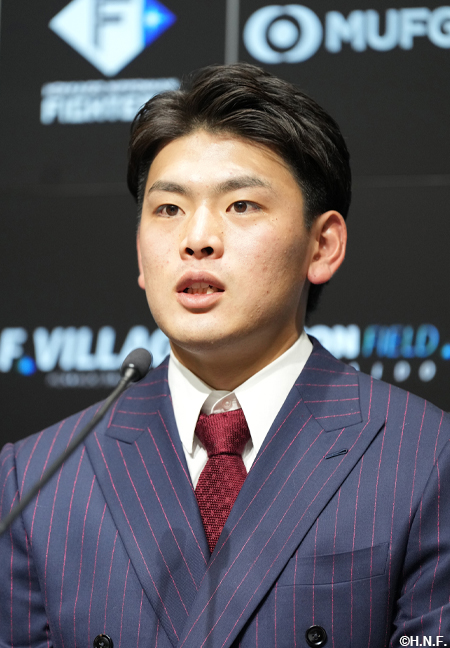 野村選手