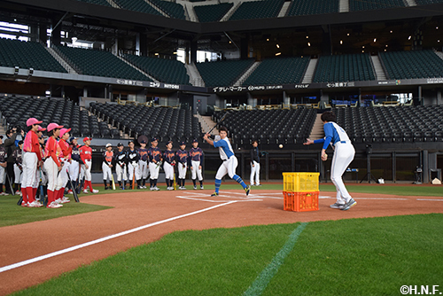 今川選手による見本