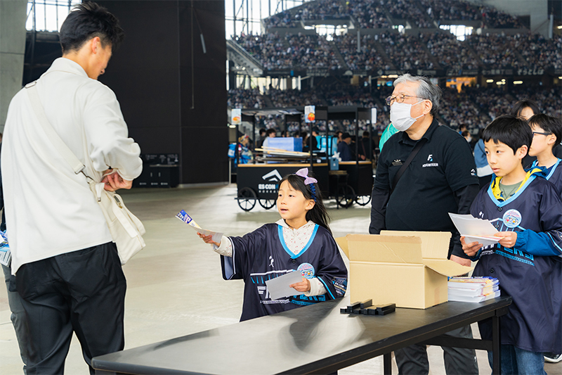 球場案内スタッフ