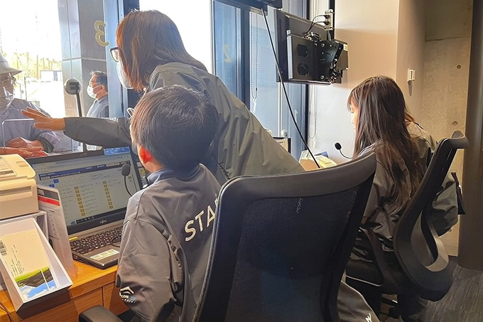 チケット販売員