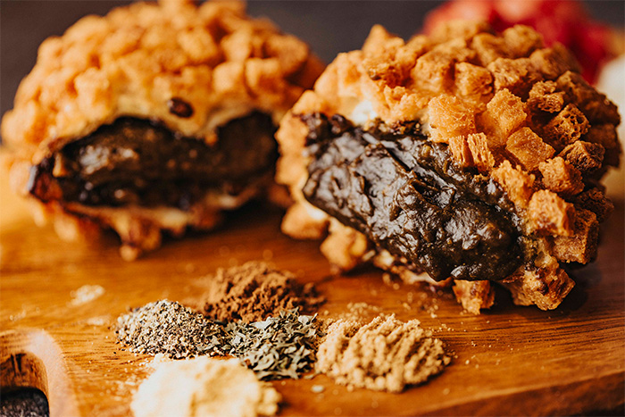 金賞淡路牛カレーパン サンハート(兵庫県・淡路島)
