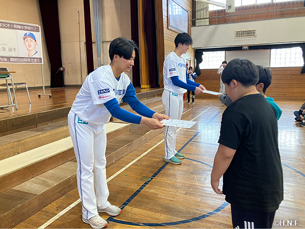千歳市立祝梅小学校 訪問の様子1