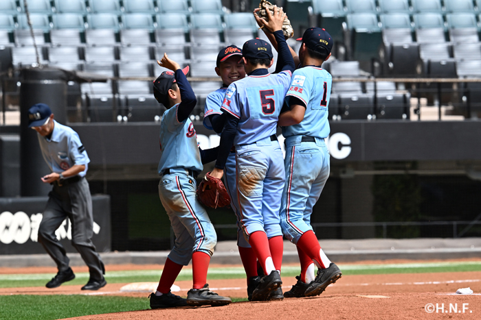 エスコン フィールド & ファイターズ HOKKAIDO BALLPARK F VILLAGE | 北海道ボールパークFビレッジ