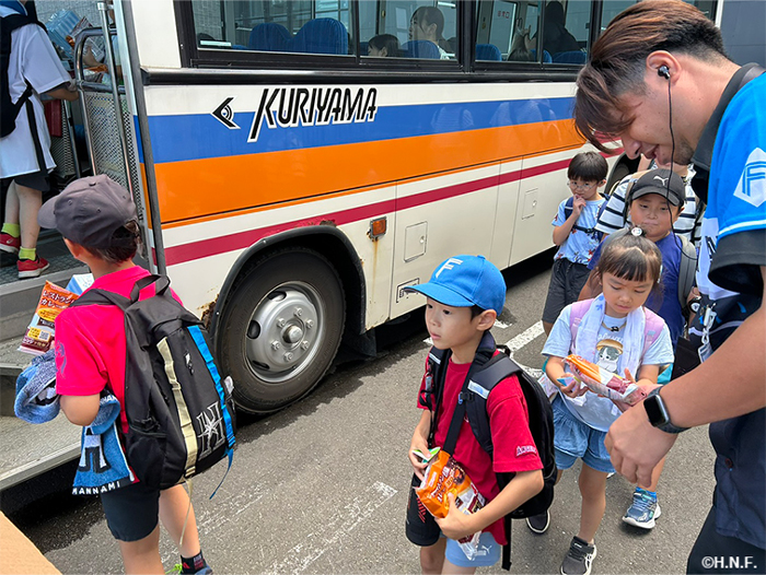 記念撮影・職場訪問の様子3