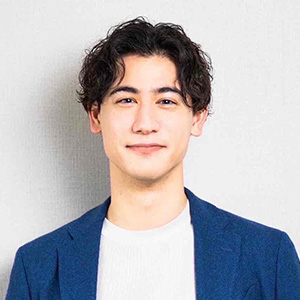 国山ハセン 氏
