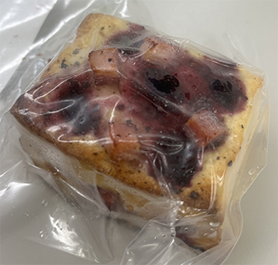 ハスカップとベーコンのスコーン