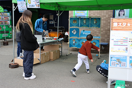 ストラックアウト