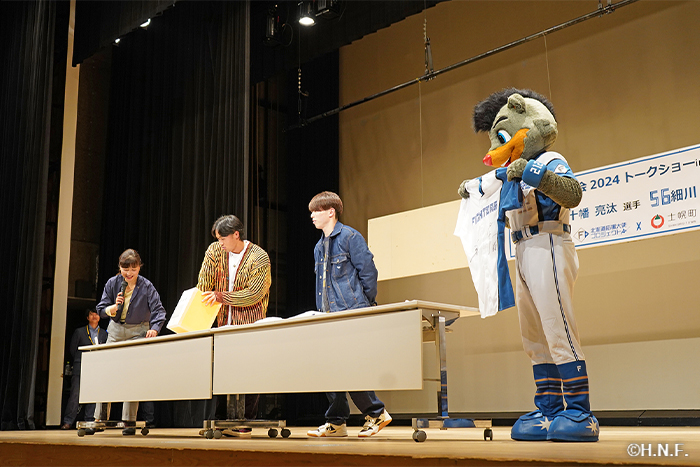 昨年の選手交流会の様子03