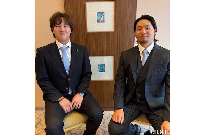 プロ野球最優秀バッテリー賞の様子