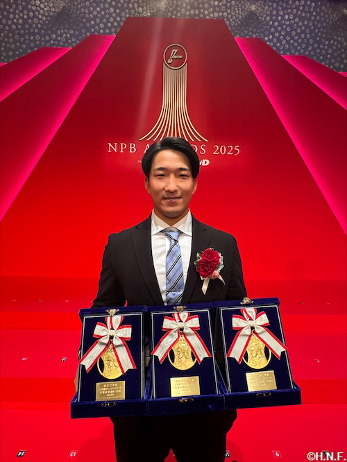 NPB AWARDS 2025 supported by リポビタンDの様子