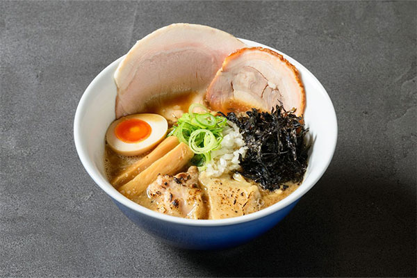 濃厚魚介白湯 炭火鶏”極み”