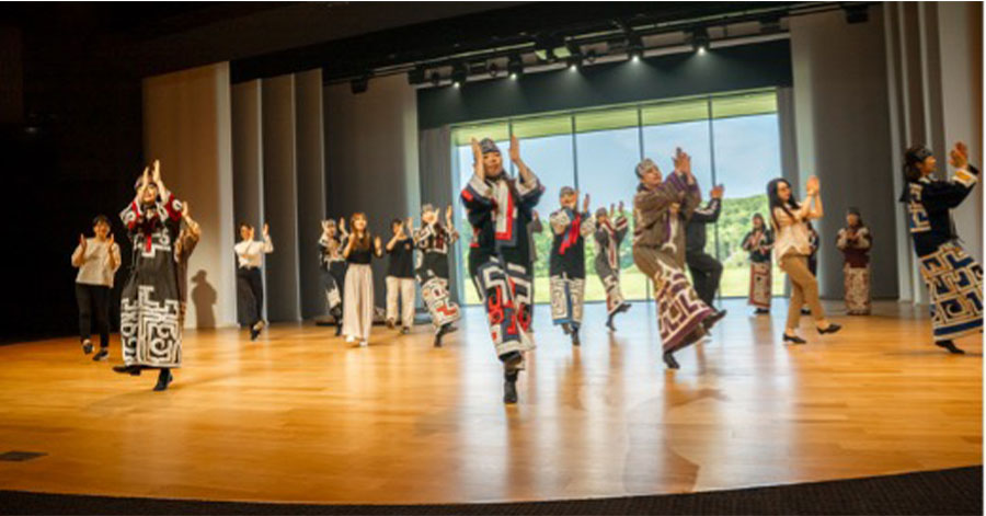 伝統芸能上演スクシ