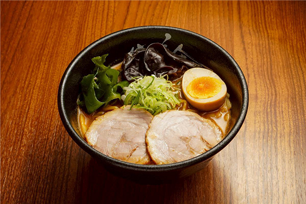 エースのコク旨味噌ラーメン