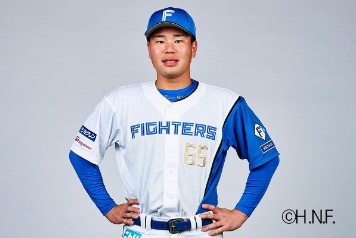 明瀬諒介選手