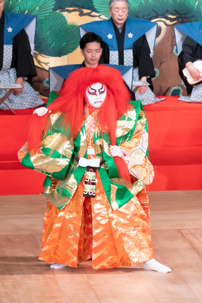 仔獅子 藤間康詞