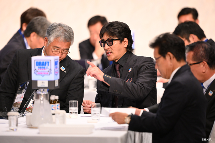 ドラフト 新庄監督
