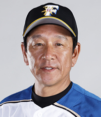 80 栗山 英樹 選手名鑑2017 | 北海道日本ハムファイターズ