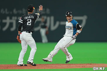 ファイターズが4年ぶりにクライマックスシリーズ制覇！MVPは中田
