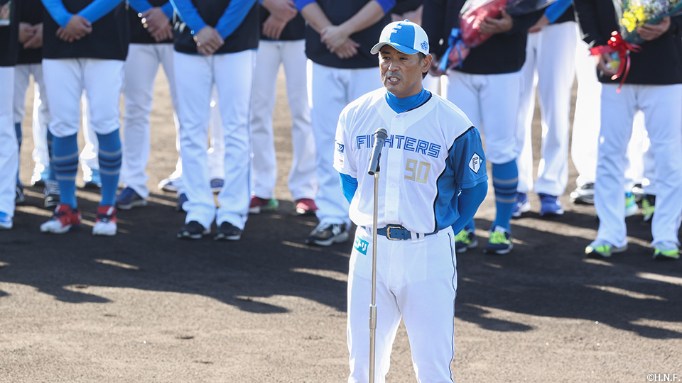 稲葉ファーム監督