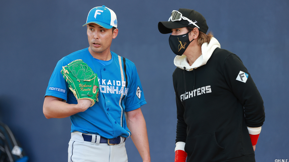 上原投手と新庄監督