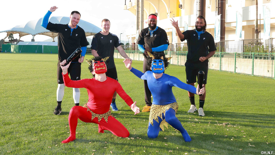 新外国人選手と豆まき01