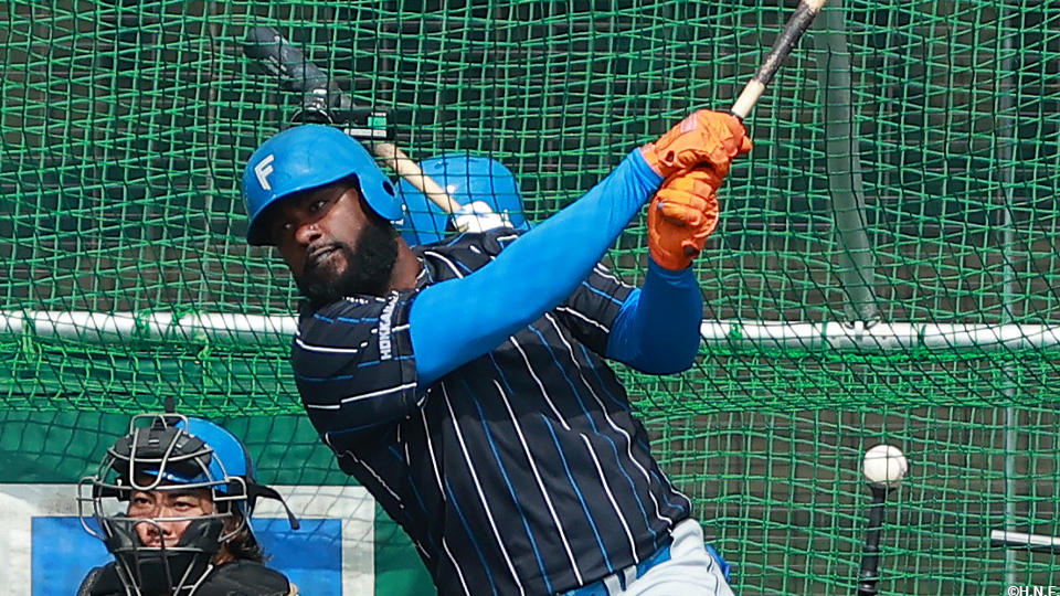 レイエス選手01