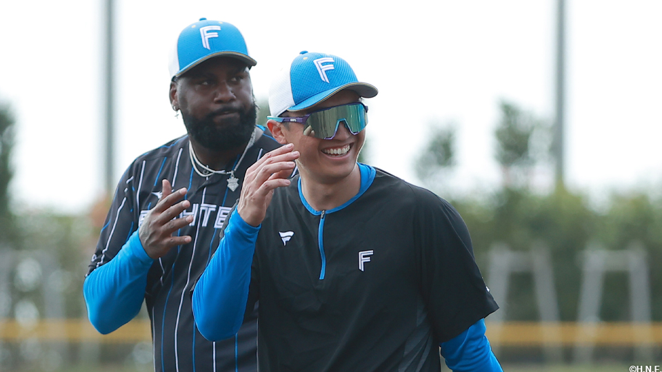 加藤豪選手とレイエス選手02