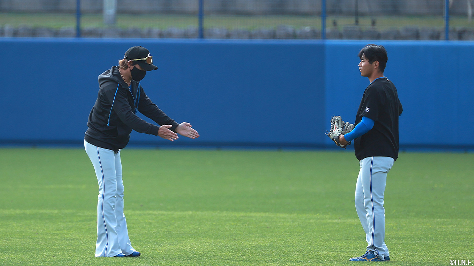 新庄監督と宮崎選手