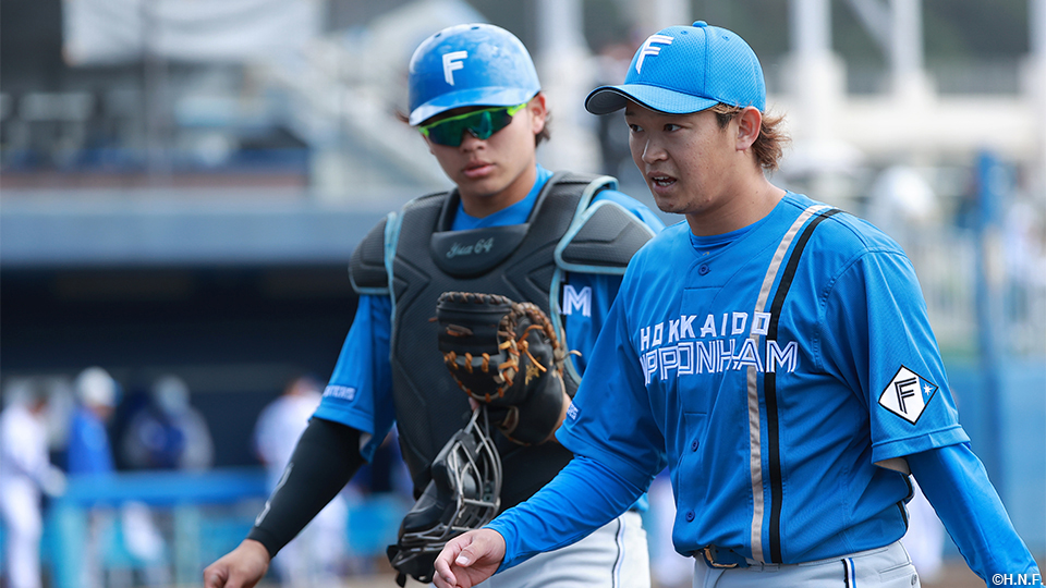 田宮選手と鈴木投手