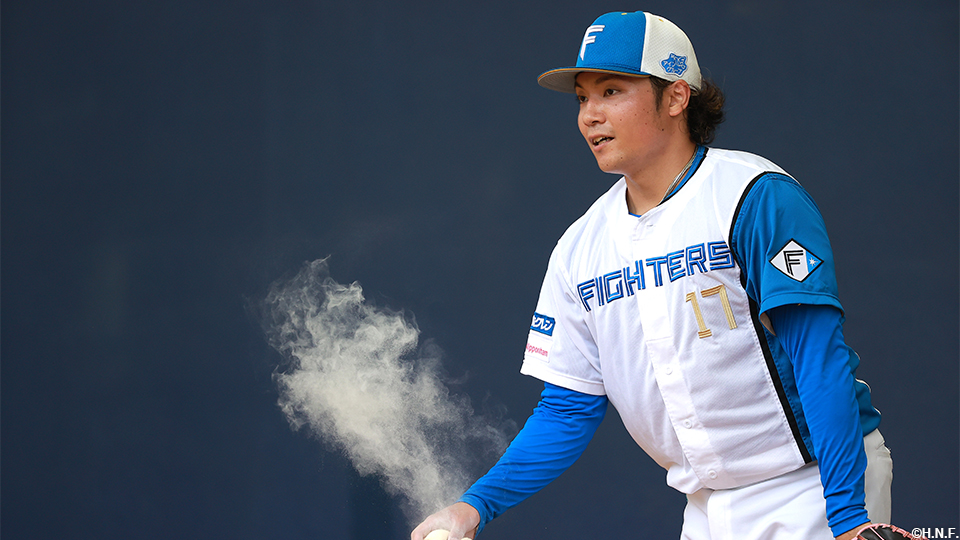 “伊藤投手02”