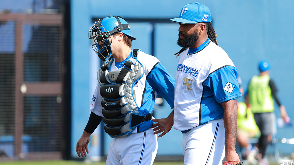 ““ザバラ投手と伏見選手””