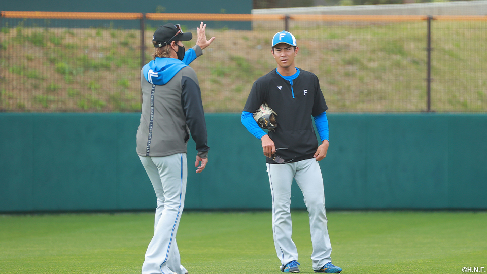 新庄監督と宮崎選手