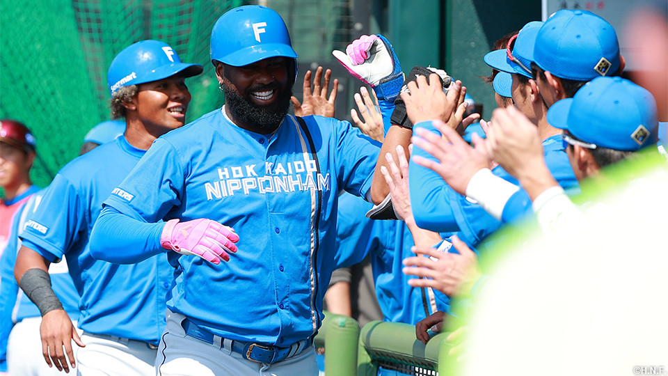 レイエス選手03