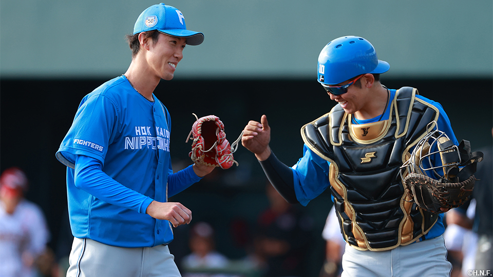 福島投手と清水選手