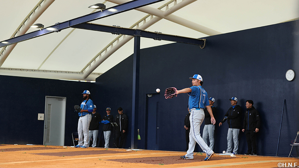 伊藤投手とザバラ投手