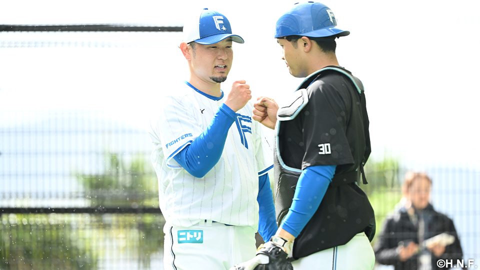 池田投手と郡司選手