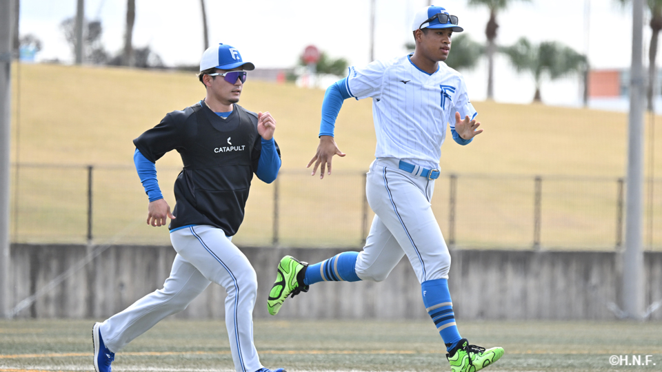 水野選手と万波選手