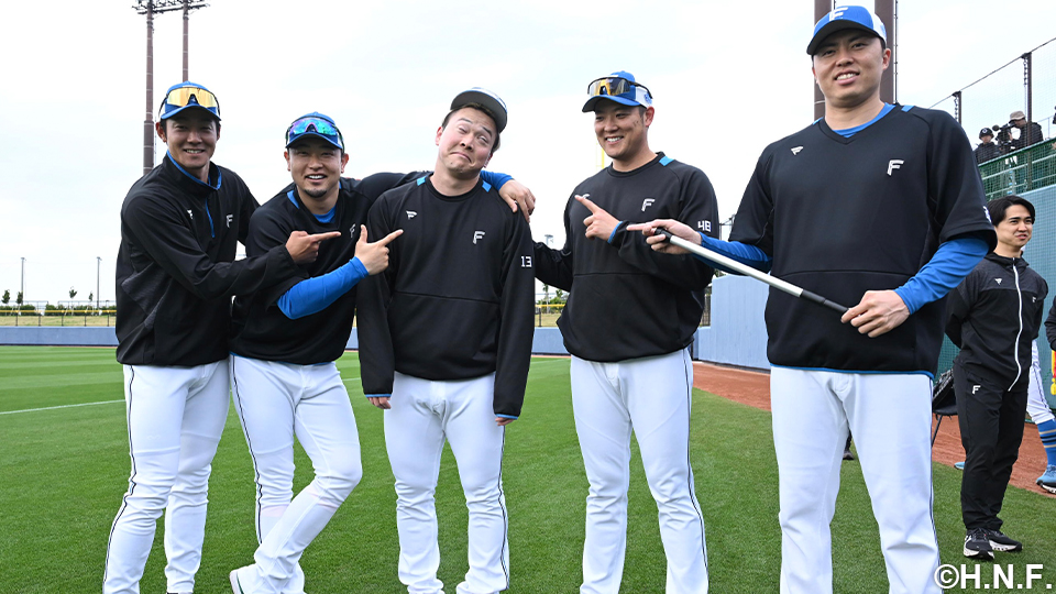 誕生日の生田目投手と同世代の選手たち