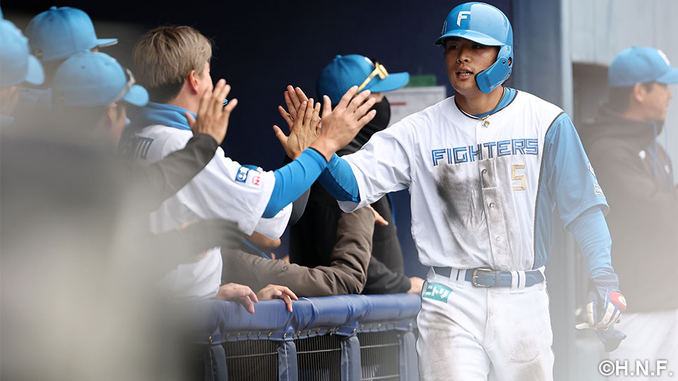 “野村選手02”