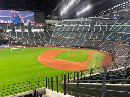 コンコースから見たエスコンフィールド